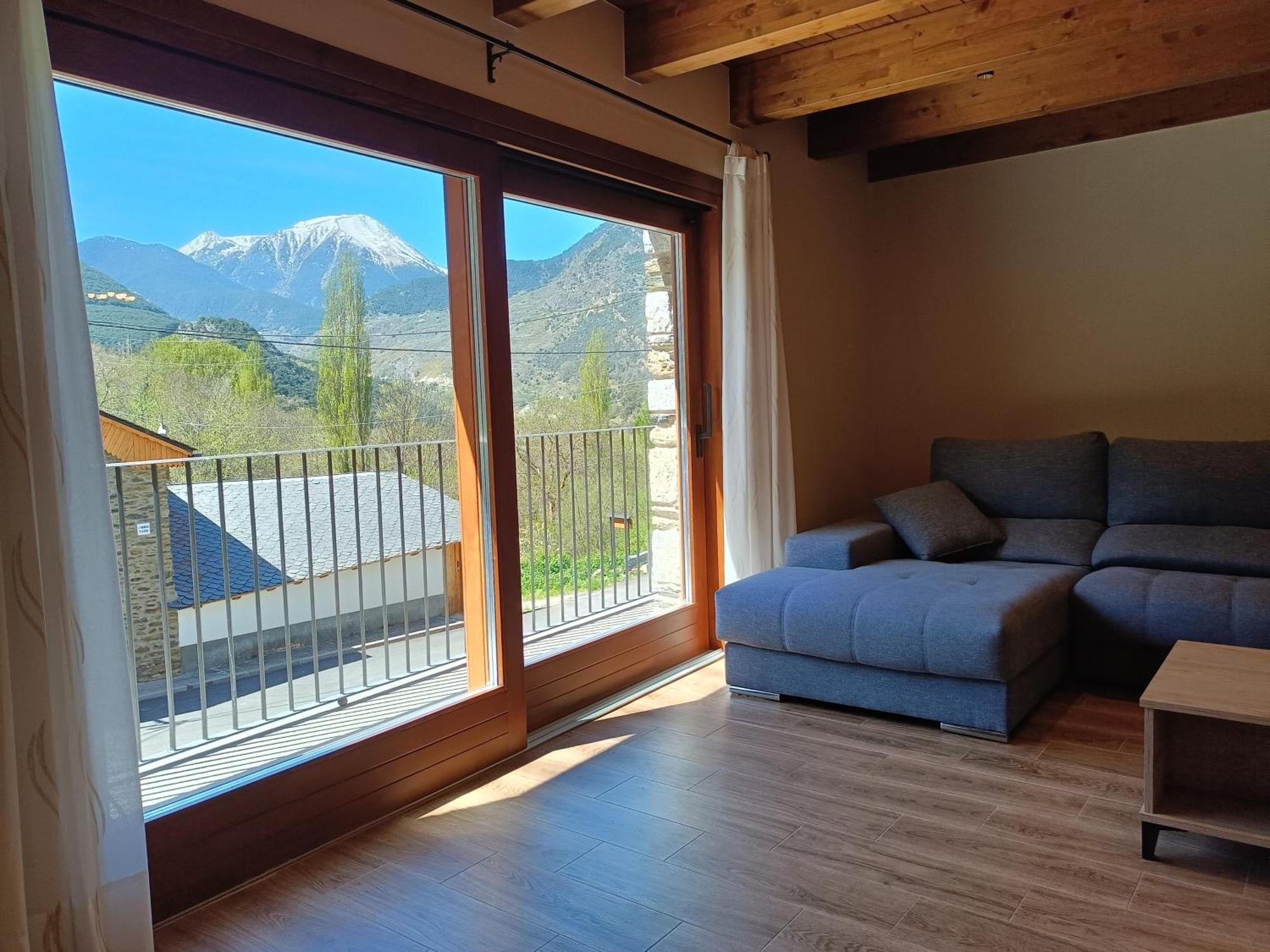 Appartement Rural Berros à La Guingueta D'Aneu Extérieur photo