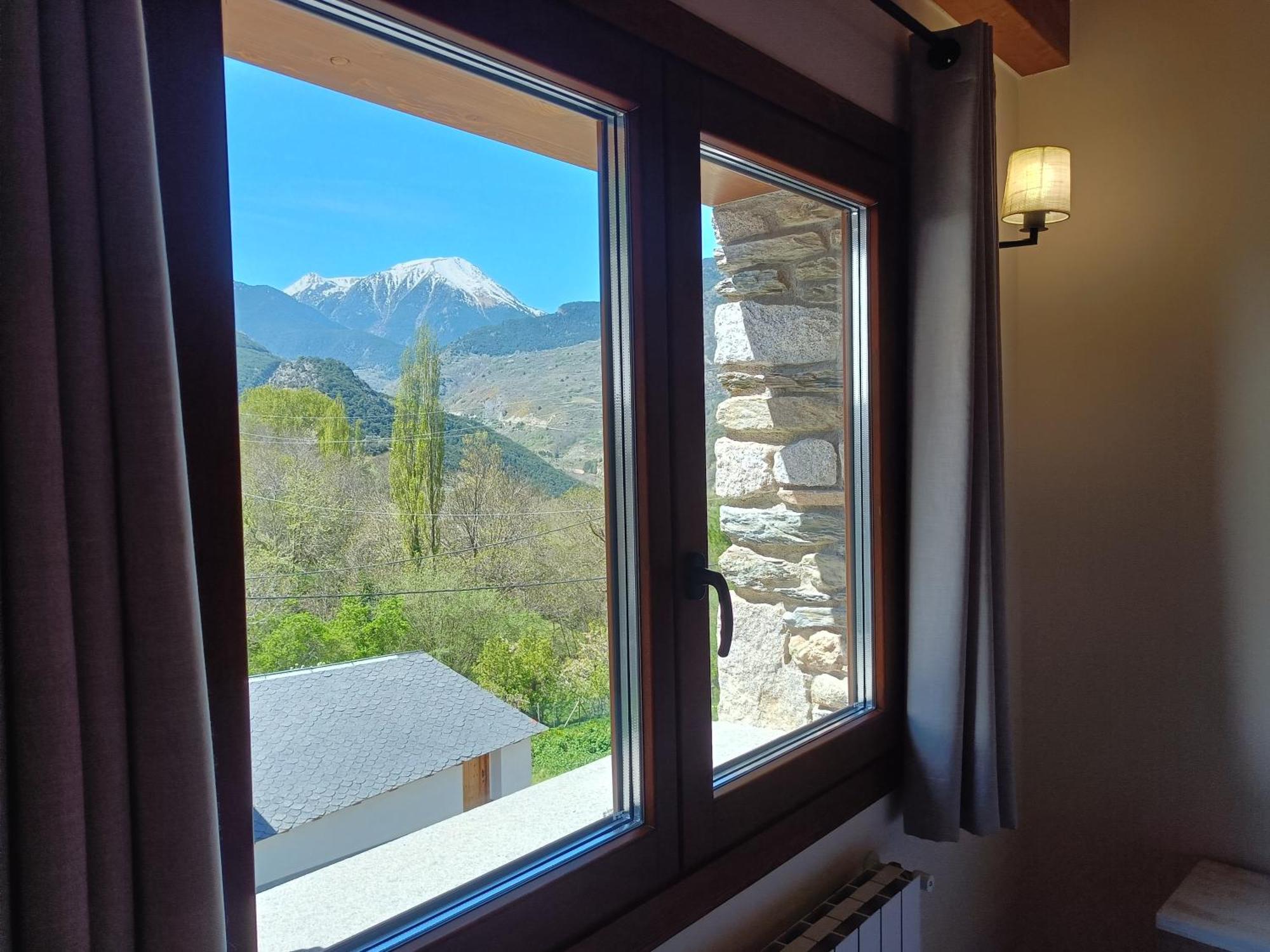 Appartement Rural Berros à La Guingueta D'Aneu Extérieur photo